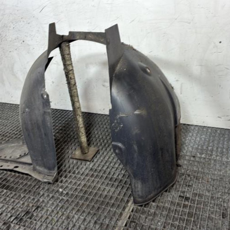 Pare boue avant droit CITROEN C2 Photo n°3