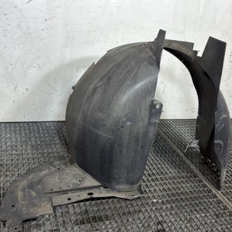 Pare boue avant droit CITROEN C2 Photo n°4