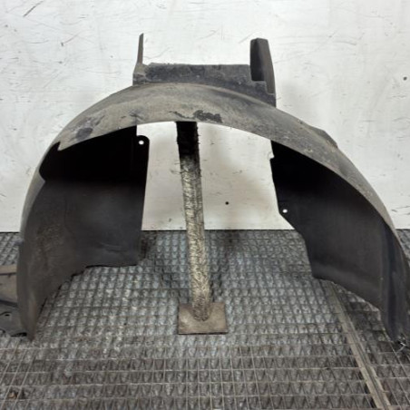 Pare boue avant gauche CITROEN C2 Photo n°1