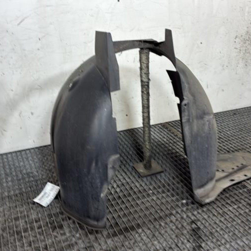 Pare boue avant gauche CITROEN C2 Photo n°3