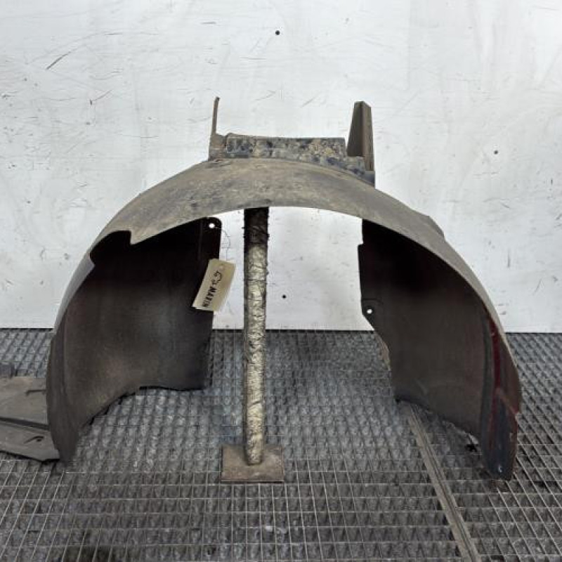 Pare boue avant gauche CITROEN C2 Photo n°4