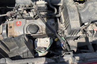 Pare boue avant gauche CITROEN C2