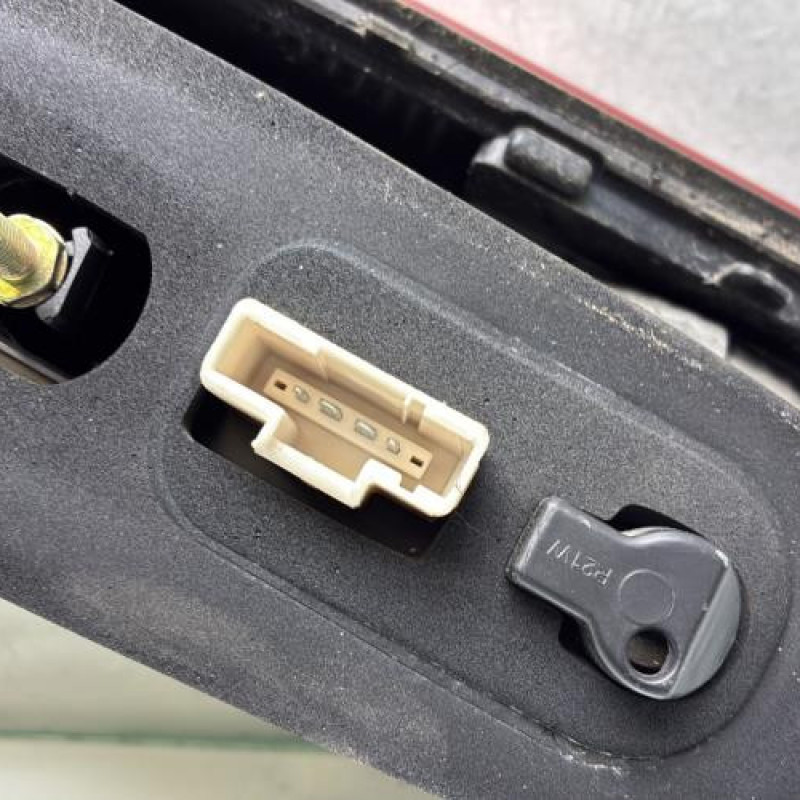 Feu arriere secondaire droit (feux) CITROEN C5 1 Photo n°3