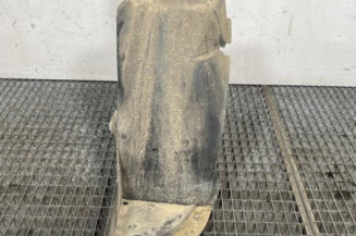 Pare boue arriere droit PEUGEOT 206+ Photo n°1