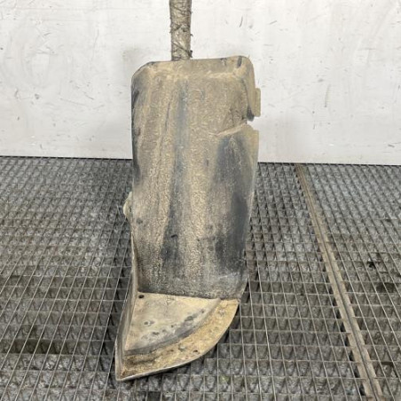 Pare boue arriere droit PEUGEOT 206+ Photo n°1