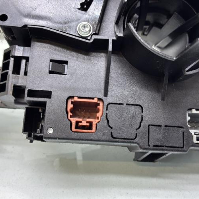 Com (Bloc Contacteur Tournant+Commodo Essuie Glace+Commodo Phare) PEUGEOT 207 Photo n°7