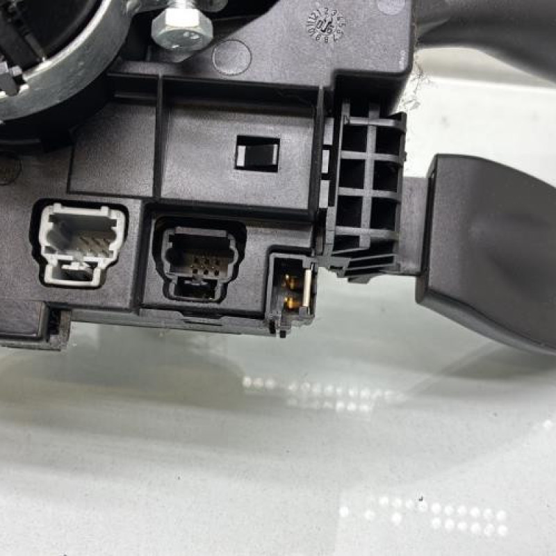 Com (Bloc Contacteur Tournant+Commodo Essuie Glace+Commodo Phare) PEUGEOT 307 Photo n°9