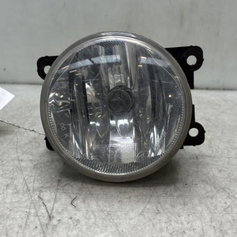 Anti brouillard gauche (feux) PEUGEOT 208 1 Photo n°1