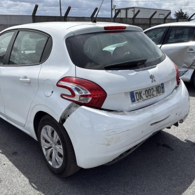 Feu arriere principal gauche (feux) PEUGEOT 208 1 Photo n°12