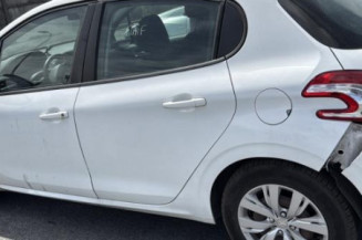 Feu arriere principal gauche (feux) PEUGEOT 208 1