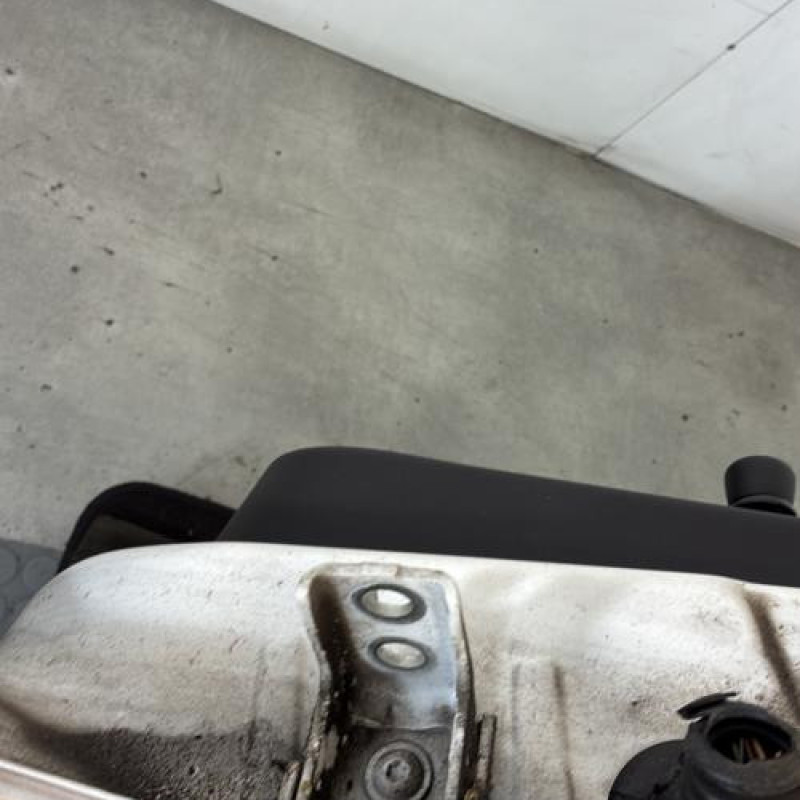 Porte arriere gauche PEUGEOT 208 1 Photo n°4