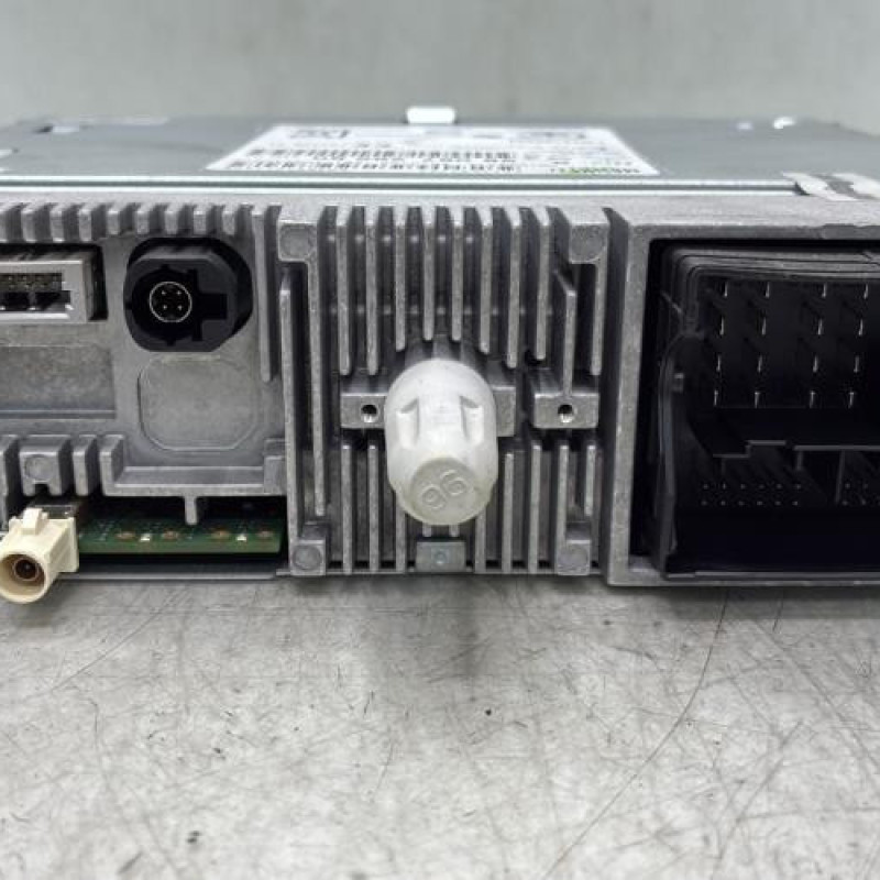 Autoradio d'origine PEUGEOT 208 1 Photo n°4