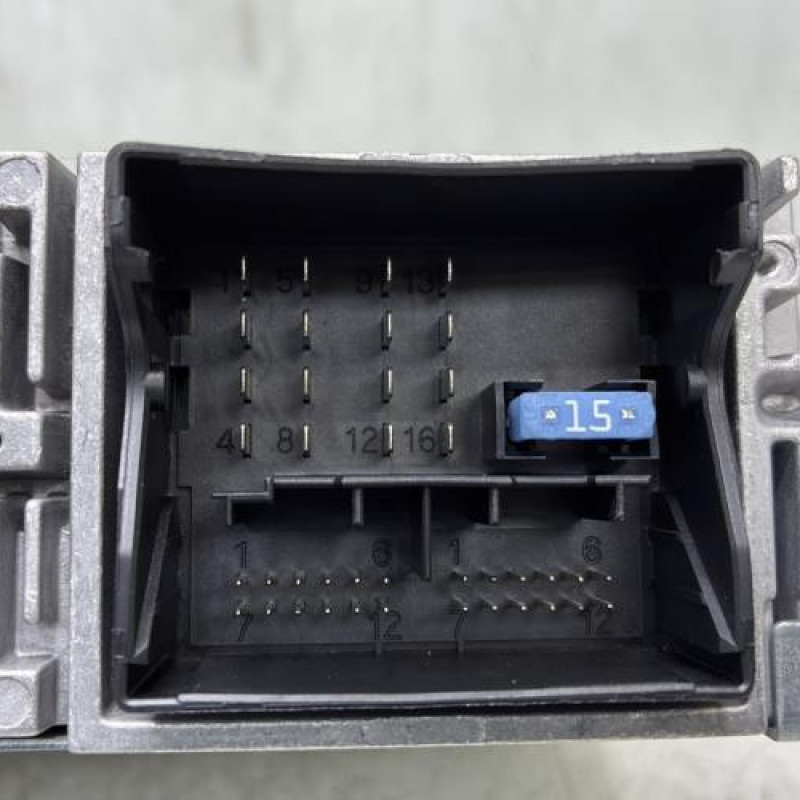 Autoradio d'origine PEUGEOT 208 1 Photo n°5