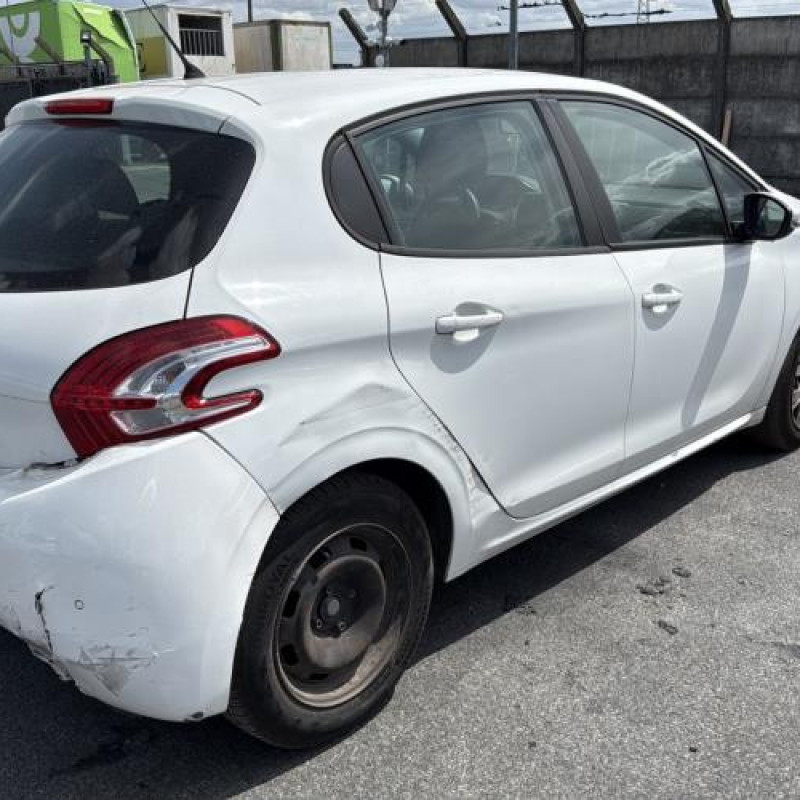 Autoradio d'origine PEUGEOT 208 1 Photo n°15