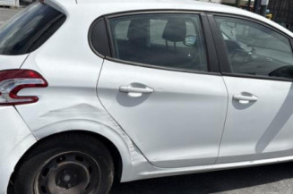 Autoradio d'origine PEUGEOT 208 1