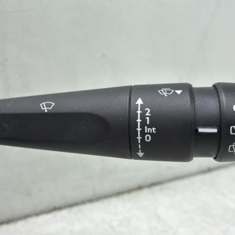 Com (Bloc Contacteur Tournant+Commodo Essuie Glace+Commodo Phare) PEUGEOT 208 1 Photo n°2