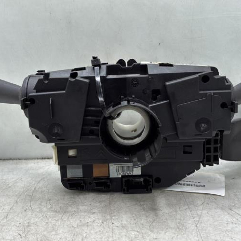 Com (Bloc Contacteur Tournant+Commodo Essuie Glace+Commodo Phare) PEUGEOT 208 1 Photo n°6