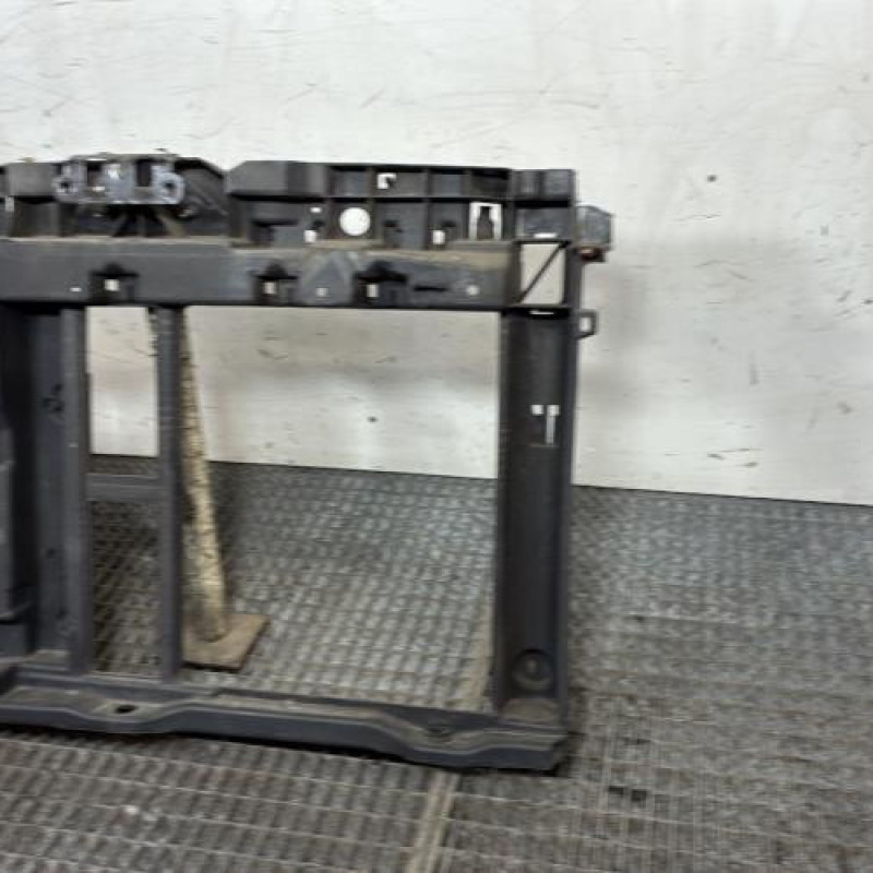 Face avant PEUGEOT 208 1 Photo n°3