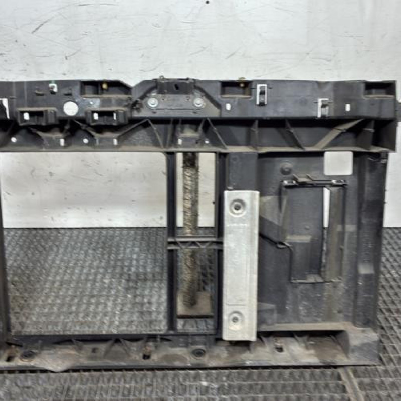 Face avant PEUGEOT 208 1 Photo n°4