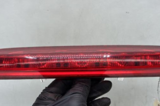 Feu arriere stop central PEUGEOT 208 1 Photo n°1