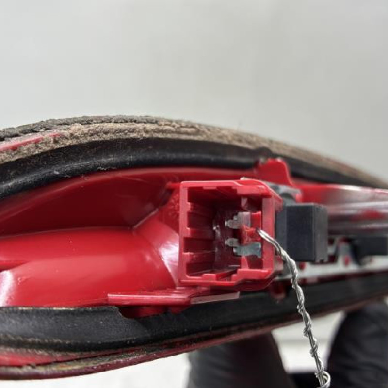 Feu arriere stop central PEUGEOT 208 1 Photo n°3