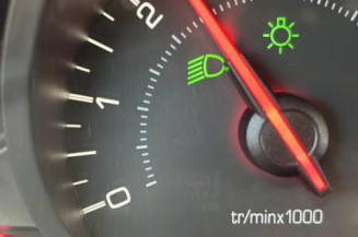 Feu arriere stop central PEUGEOT 208 1