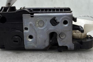 Serrure avant gauche PEUGEOT 208 1