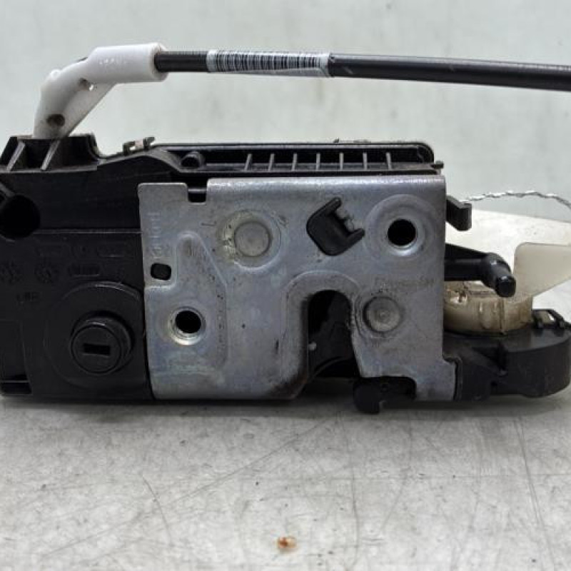 Serrure avant gauche PEUGEOT 208 1 Photo n°3