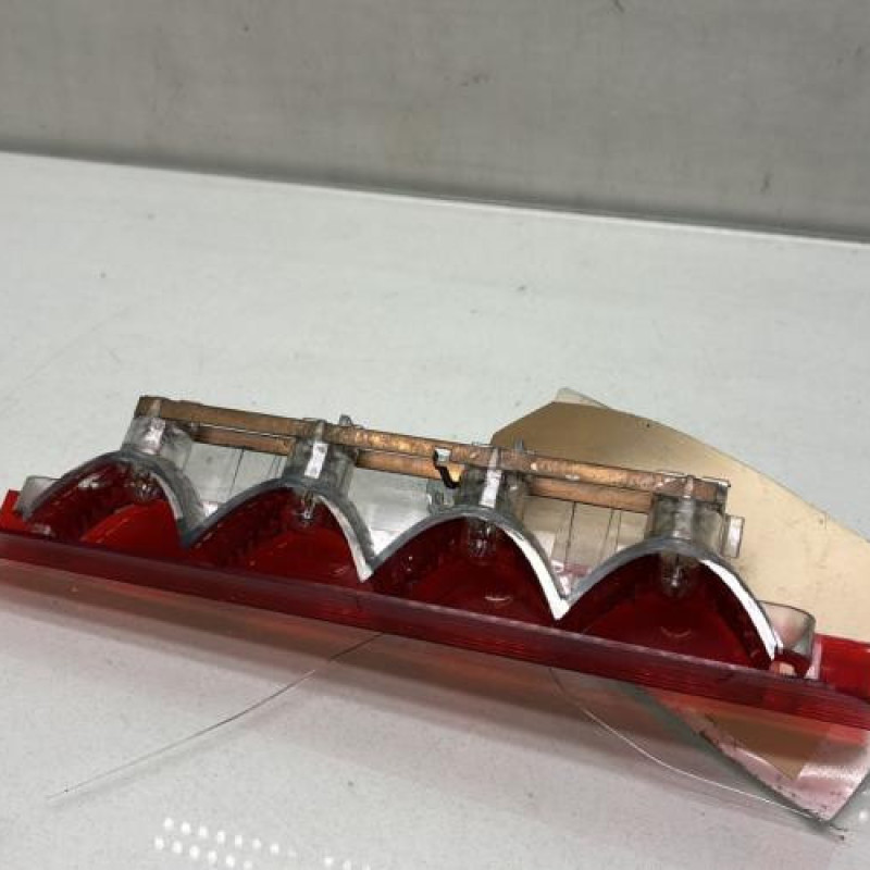 Feu arriere stop central CITROEN C2 Photo n°2