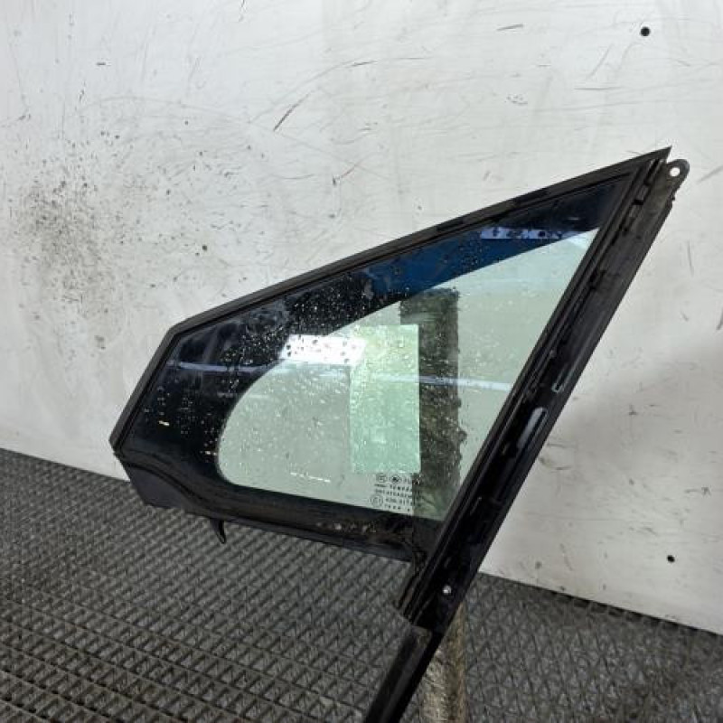 Custode avant gauche (porte) PEUGEOT 208 1 Photo n°3