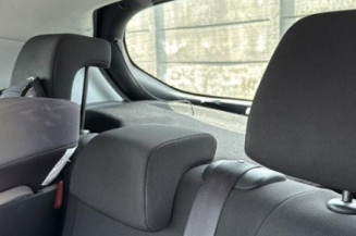 Boitier air bag PEUGEOT 208 1