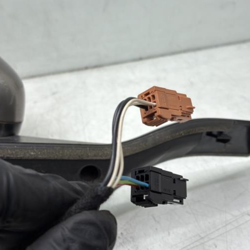 Retroviseur gauche PEUGEOT 208 1 Photo n°5