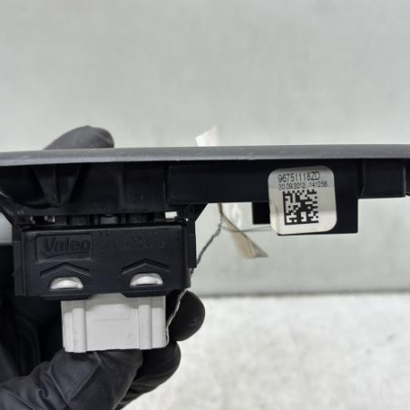 Interrupteur de leve vitre avant droit PEUGEOT 208 1