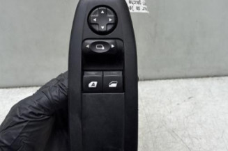 Interrupteur de leve vitre avant gauche PEUGEOT 208 1 Photo n°1