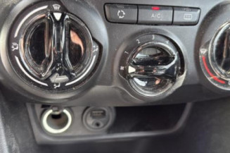 Interrupteur de leve vitre avant gauche PEUGEOT 208 1