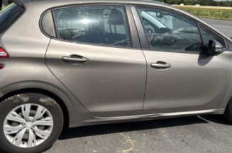 Serrure avant gauche PEUGEOT 208 1