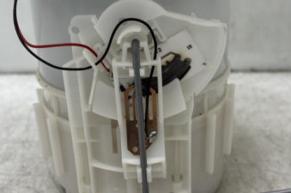 Pompe à carburant PEUGEOT 208 1