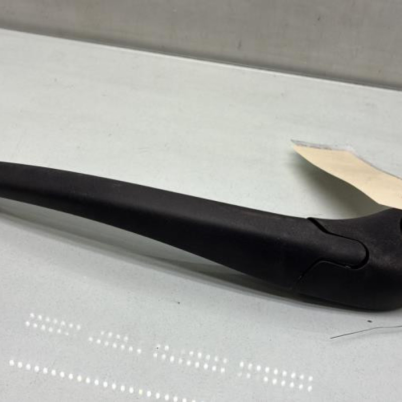 Bras essuie glace arriere RENAULT CLIO 3 Photo n°1