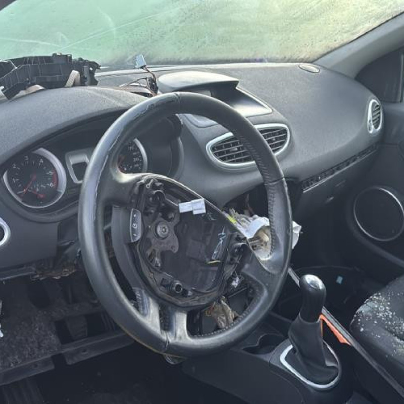 Bras essuie glace arriere RENAULT CLIO 3 Photo n°17