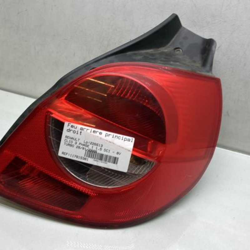 Feu arriere principal droit (feux) RENAULT CLIO 3 Photo n°1