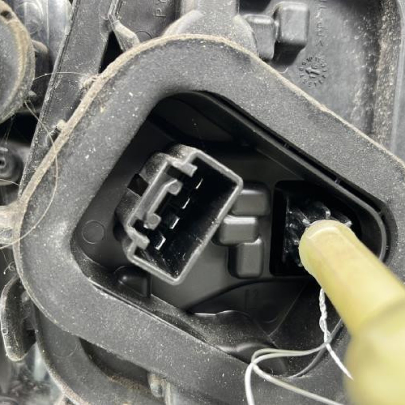 Feu arriere principal gauche (feux) FORD C-MAX 2 Photo n°3