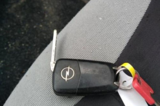 Avertisseur/Klaxon OPEL CORSA D