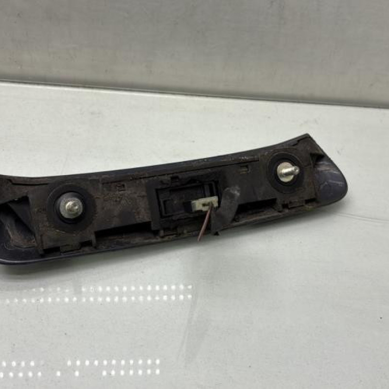 Bouton de coffre OPEL CORSA D Photo n°2