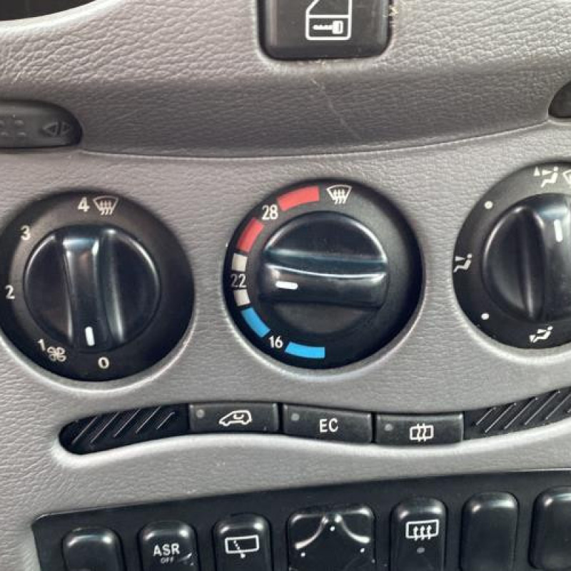 Retroviseur gauche MERCEDES CLASSE A 168 Photo n°19