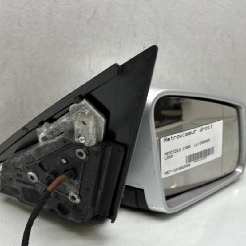 Retroviseur droit MERCEDES CLASSE C 204 Photo n°2