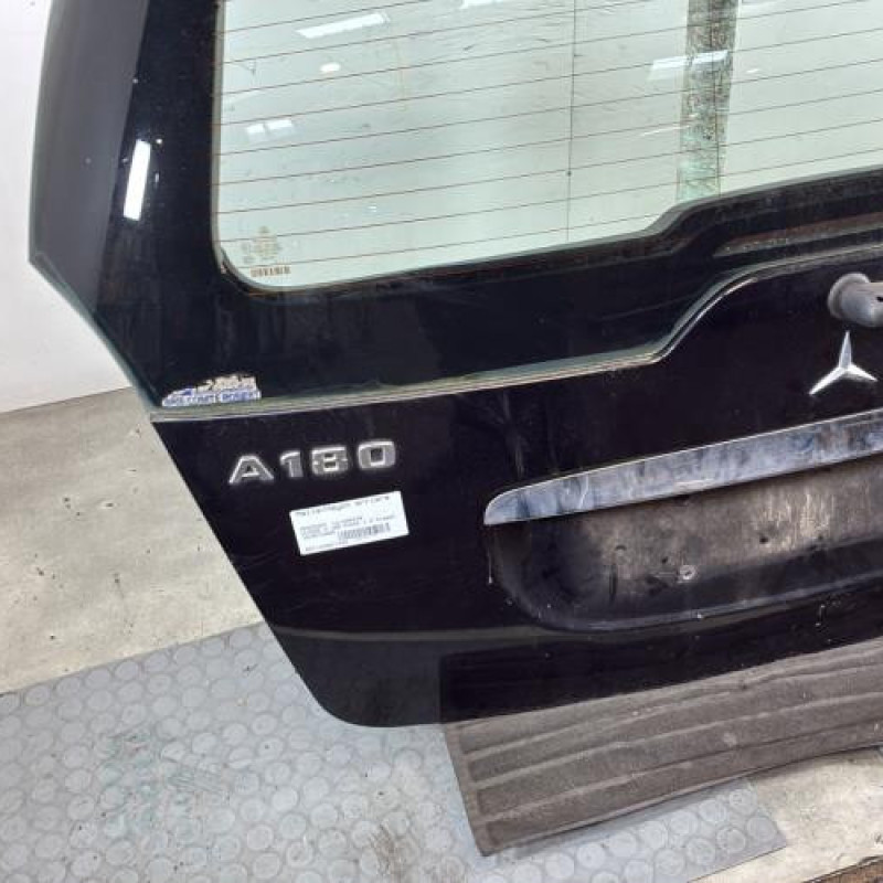 Malle/Hayon arriere MERCEDES CLASSE A 169 Photo n°5