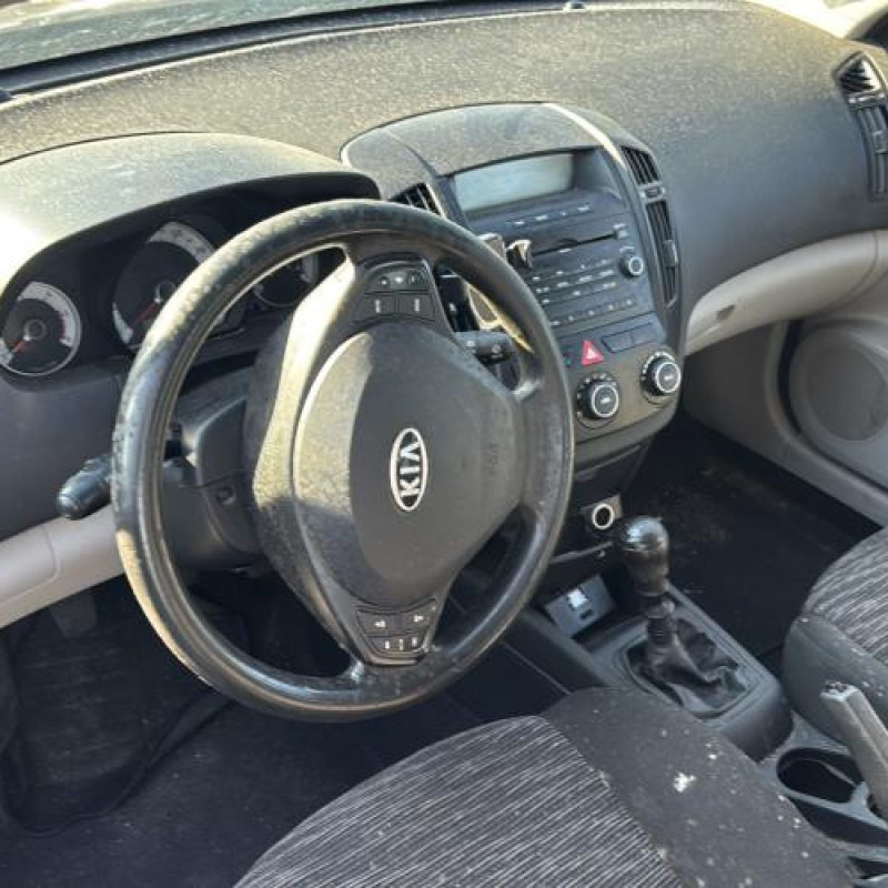 Porte arriere gauche KIA CEE-D 1 Photo n°17