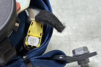 Pretensionneur de ceinture avant gauche PEUGEOT 208 1