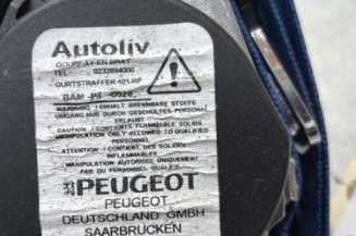 Pretensionneur de ceinture avant droit PEUGEOT 208 1