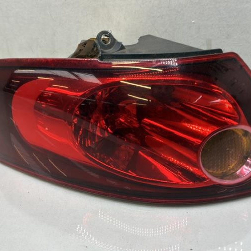 Feu arriere principal gauche (feux) FIAT CROMA 2 Photo n°1